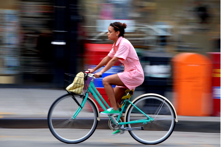 Amenzi mai mici pentru bicicliștii care încalcă regulile de circulație