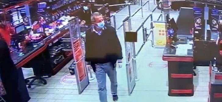 Se caută un bărbat care a pierdut 30.000 de euro (VIDEO)