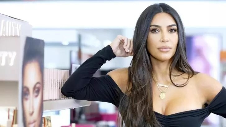 Linia de măști de protecție lansată de Kim Kardashian, sold-out în doar câteva ore