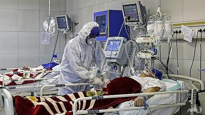 Coronavirusul face încă trei victime, printre care şi o femeie din Arad