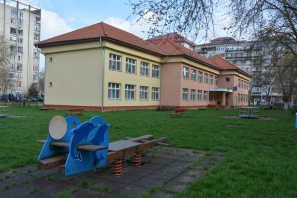 Se redeschid creşele, grădiniţele şi afterschool-urile