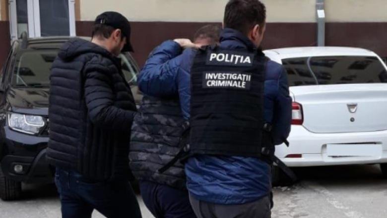 Bărbat din Pâncota, urmărit internaţional, prins de agenţii de la Investigaţii Criminale