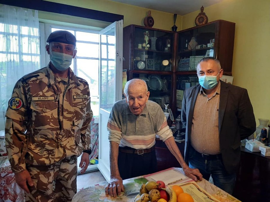 Veteranul de război Eugen Vătășescu, la 100 de ani - o viață trăită cu demnitate și satisfacția lucrului făcut din suflet