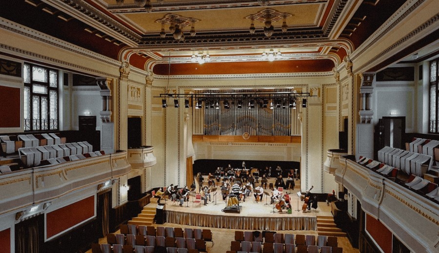 Filarmonica Arad reia concertele cu public, începând din 7 ianuarie