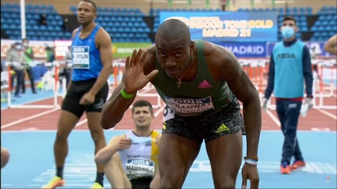 Americanul Grant Holloway a doborât recordul mondial la 60 m garduri