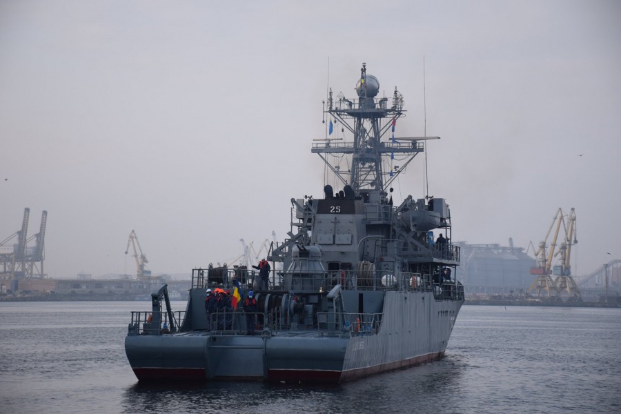 Dragorul maritim „Locotenent Lupu Dinescu” se alătură Grupării Navale Permanente a NATO SNMCMG-2