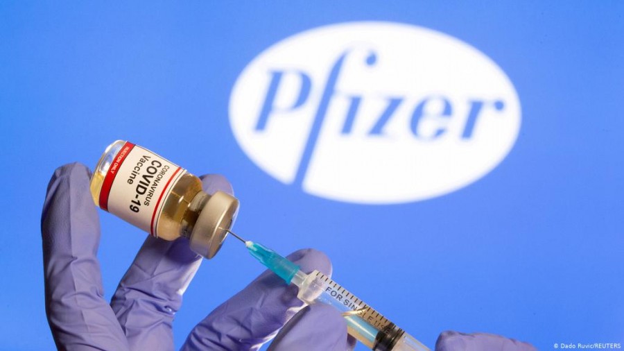 18 doze de vaccin Pfizer au fost aruncate la gunoi, din greșeală, la un centru de vaccinare din Arad