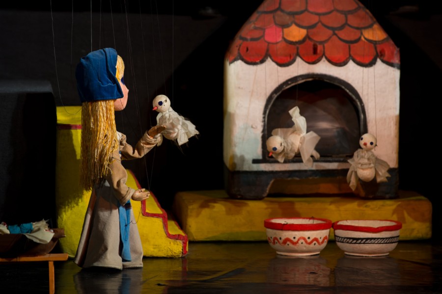 O nouă duminică, o nouă poveste online de la Teatrul de Marionete