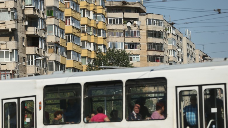 200 de români depun zilnic cereri pentru „Noua Casă”