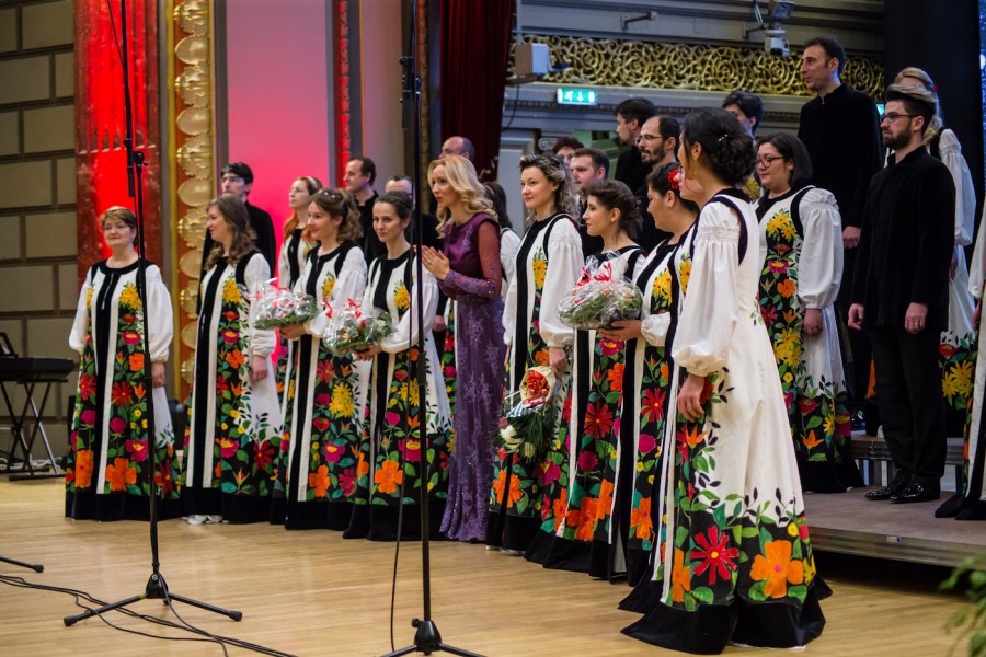 „Ave Maria” - Corul Madrigal va susține un concert extraordinar închinat sărbătorii Adormirii Maicii Domnului