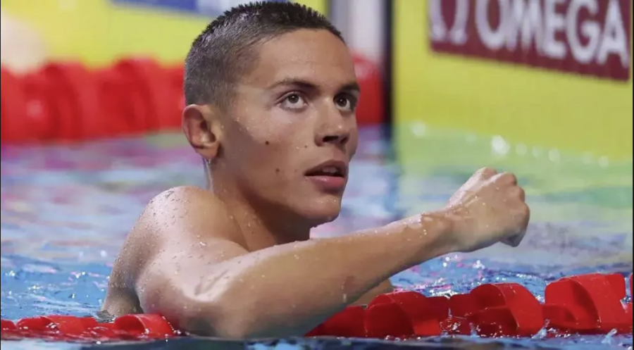 David Popovici este campion mondial la înot, la 17 ani