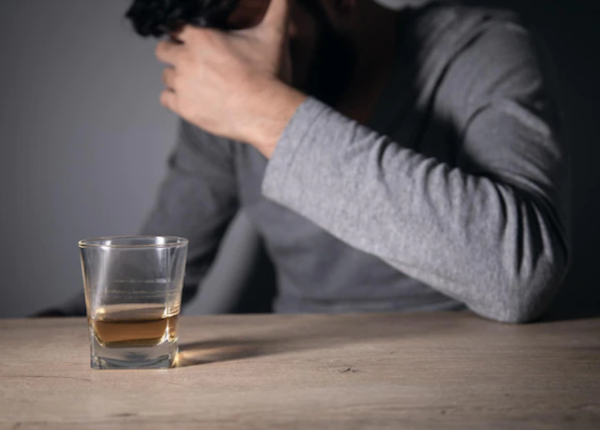 Impactul consumului de alcool afecțiunilor neurologice precum demenţa