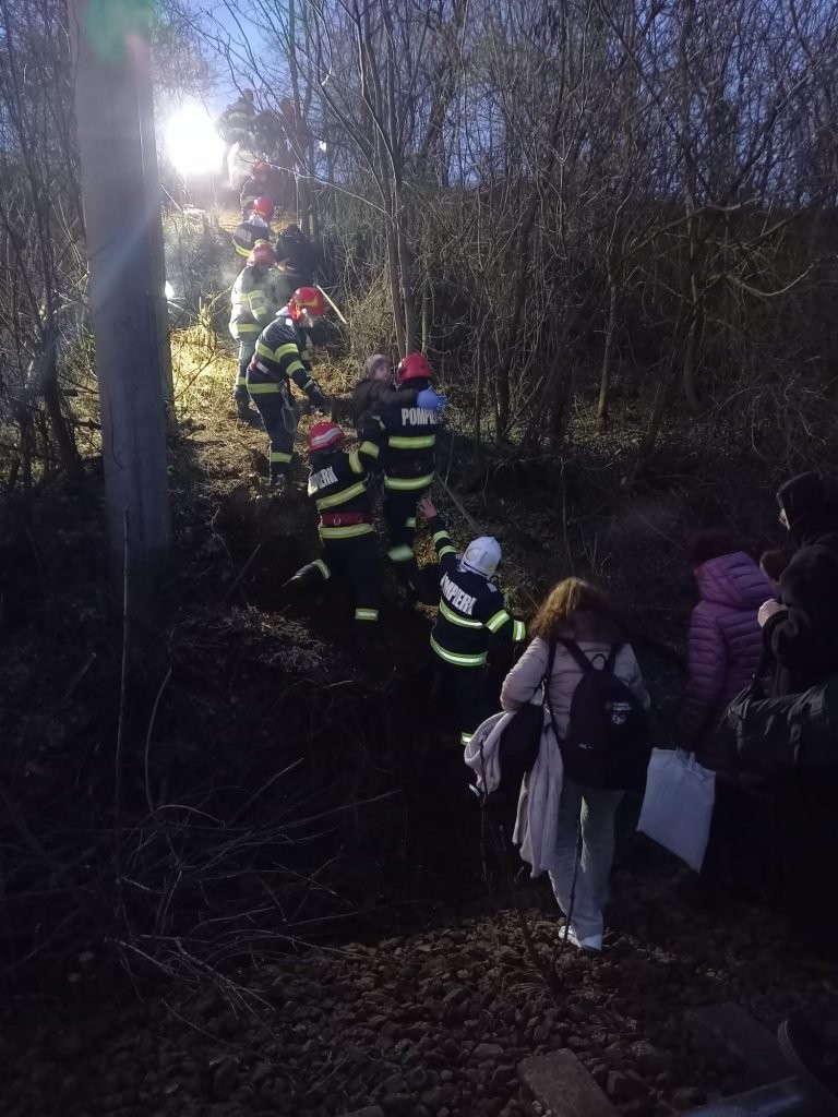 Tragedia feroviară din Grecia, la un pas de repetiţie în Teleorman; printre victime pasagerii trenului IR Arad-Bucureşti Nord