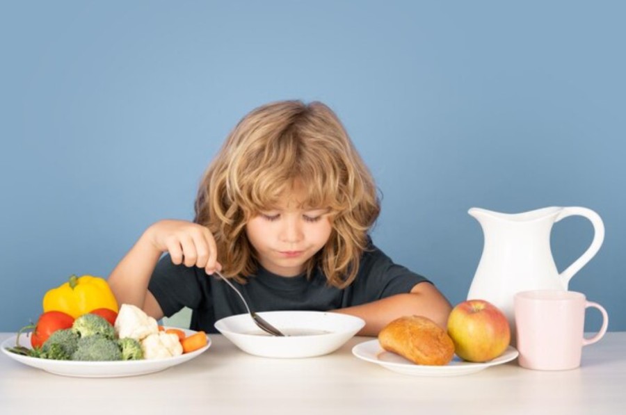 Importanța Nutriției Sănătoase în Dezvoltarea Copilului