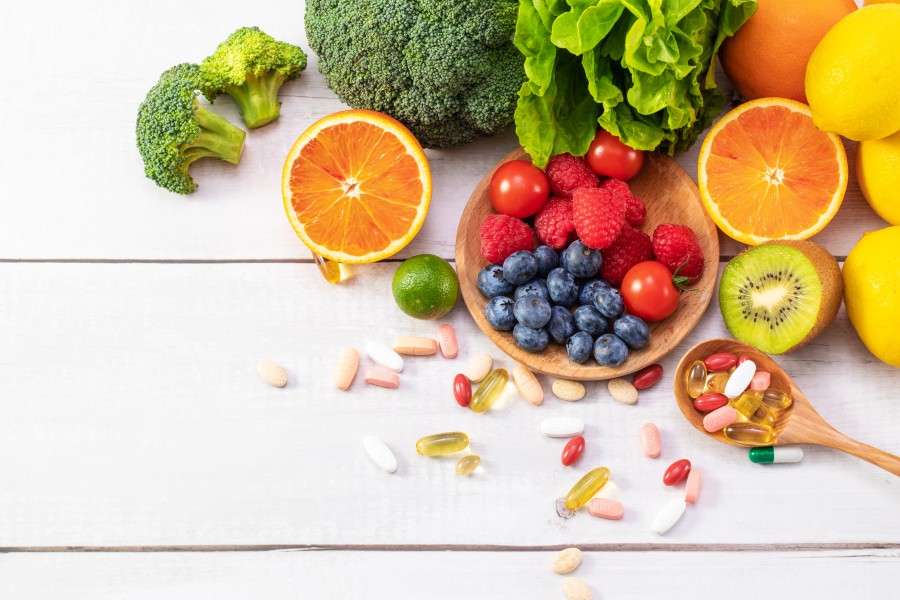 Importanța Antioxidanților pentru Sănătatea Noastră: Alimentație și Suplimente