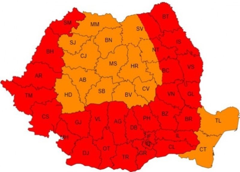 Restricții de circulație, la sfârșit de săptămână, pe autostrăzi, drumuri expres și naționale din cauza codului roșu de caniculă