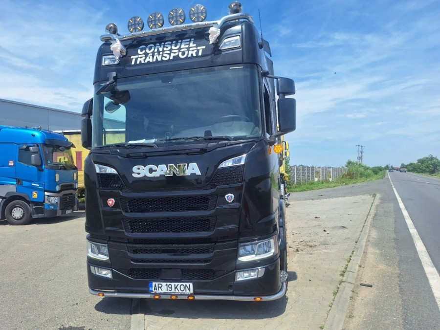 Accident rutier pe DN79, în apropiere de Zimandcuz (Poze)