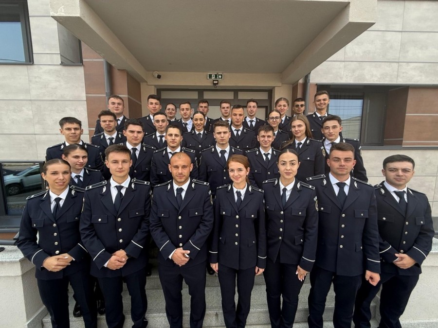 Absolvenți ai școlilor de poliție, încadrați la IPJ Arad