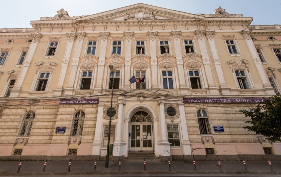 Începe confirmarea locurilor pentru candidații admiși  la UAV
