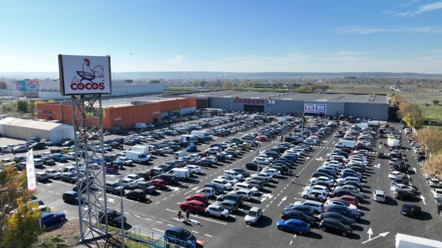 Deschiderea magazinului „La Cocoș” Arad – Cadouri pentru primii 3.000 de clienți și invitați speciali de excepție