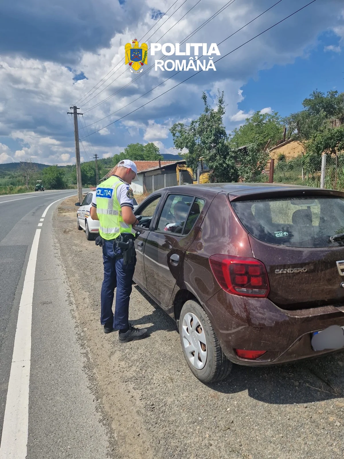 Polițiștii rutieri arădeni au constatat 80 de abateri pe DN 7