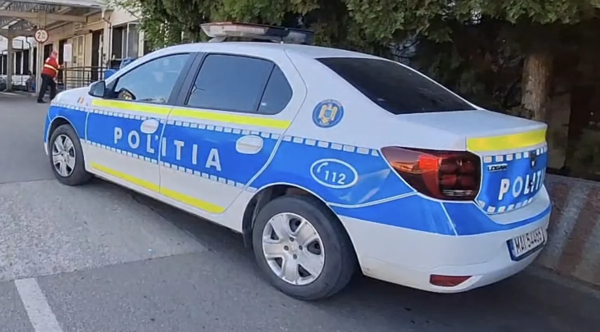 Cinci polițiști din Arad, condamnați în dosarul permiselor auto