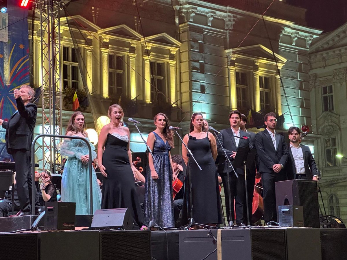 Studenții  International Salbek Opera Masterclass, pe aceeași scenă alături de Ruxandra Donose, Ramón Vargas, Leontina Văduva și Paula Iancic (FOTO)