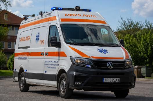 Accident de muncă grav în Zarand: un bărbat de 52 de ani a suferit o amputație. A fost solicitat elicopterul SMURD