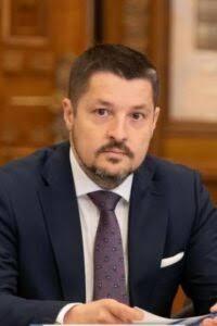 Prefectul Mihai Pașca se întoarce în avocatură, după demisia din funcție